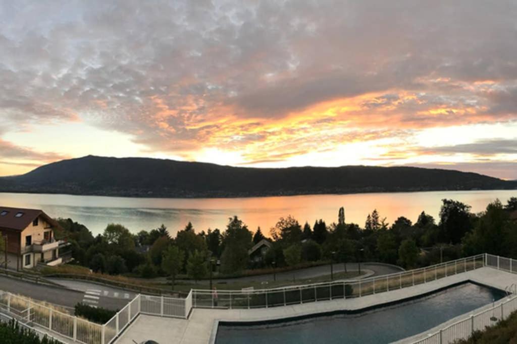 Roc & Lac - Terrasse Vue Lac, Piscine, Parking Veyrier-du-Lac Exterior foto